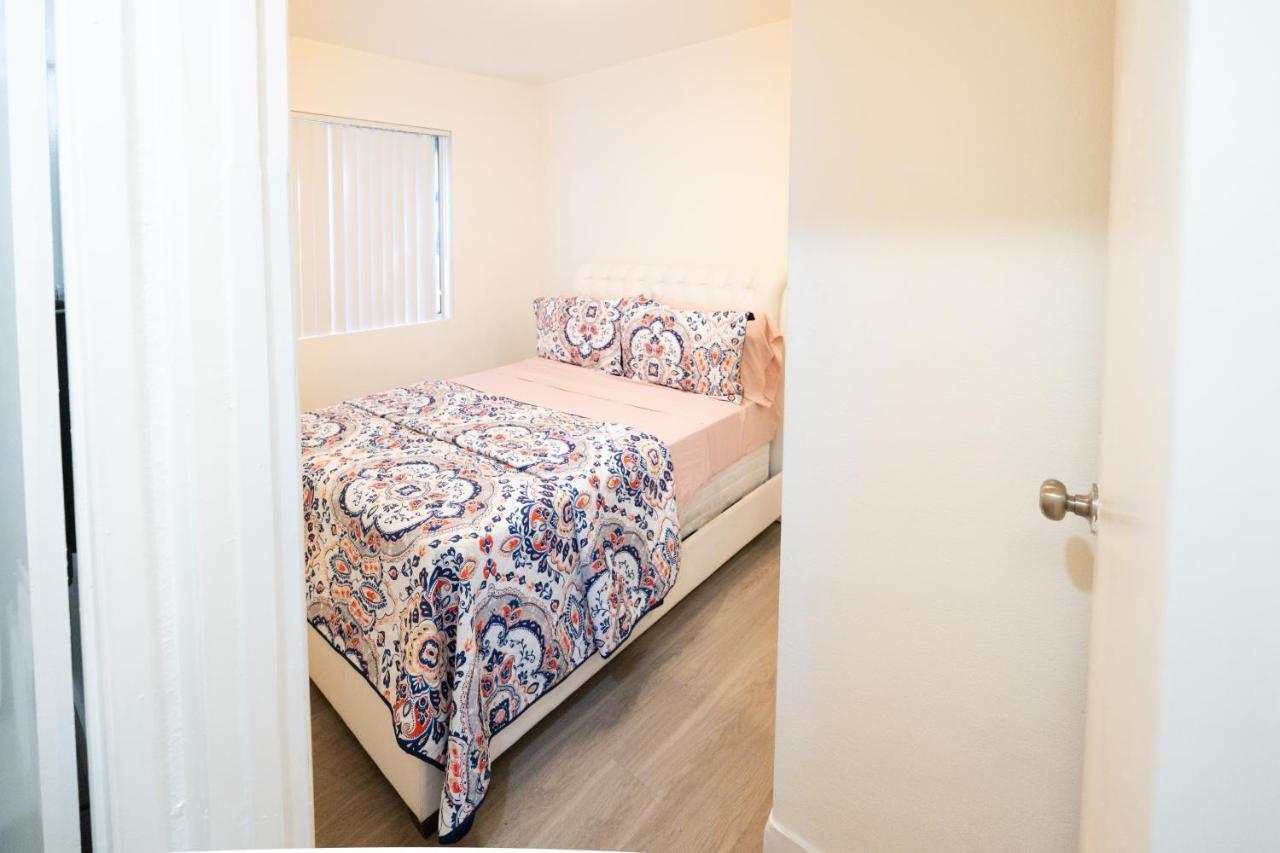 Cozy Small 2 Bedroom In Koreatown/Hollywood Los Ángeles Exterior foto